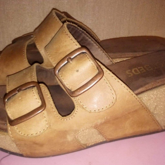 12 pairs of designer shoes - most like new! - Picture 12 of 12